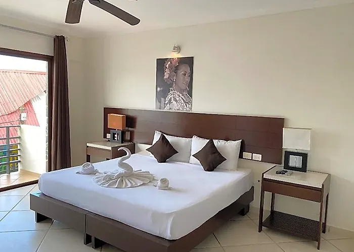 Apartahotel Eleven 3*