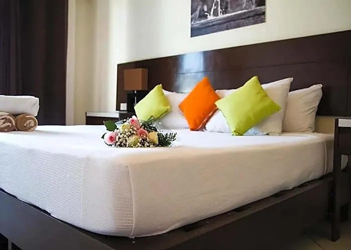 Eleven Apartahotel 3*